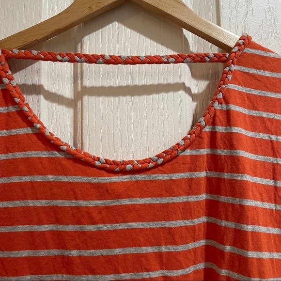 TWO by Vince Camuto orange Gray Striped top summer tee size small - Picture 4 of 6